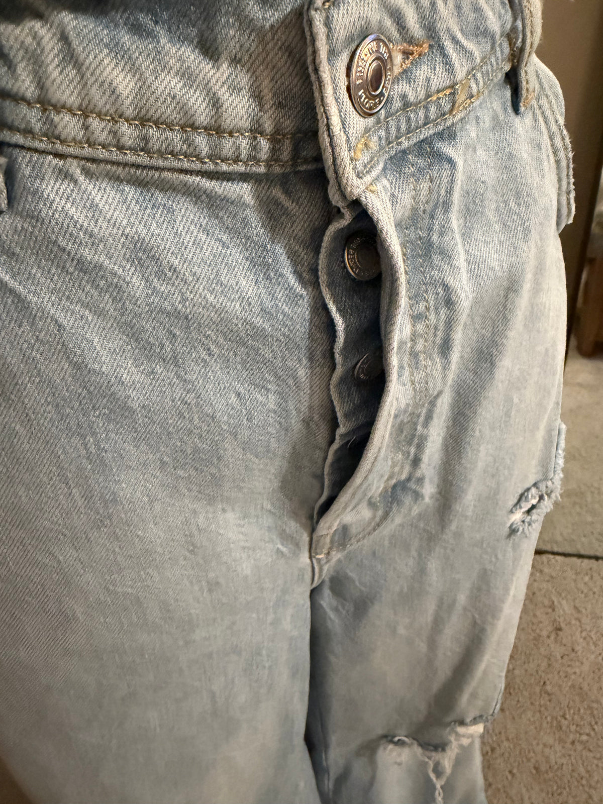 We The Free High-Rise Distressed Raw-Hem Jeans – Size 30 – NWOT