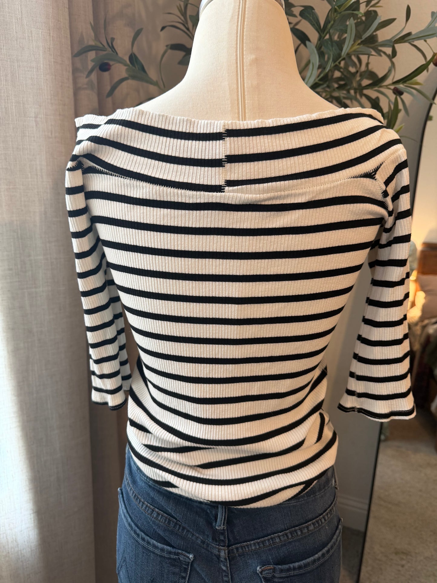 We The Free Black & White Striped Off-Shoulder Top – Size L NWOT