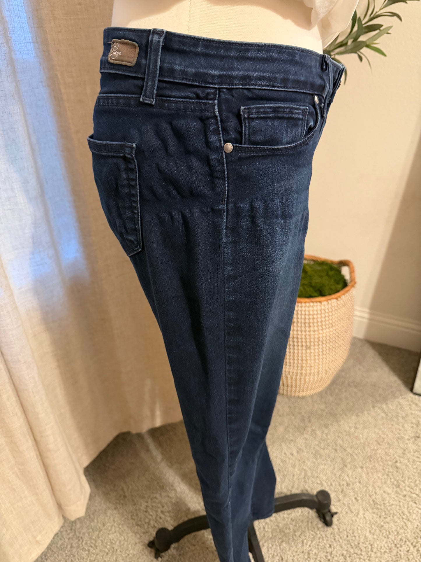 PAIGE Skyline Peg Super Skinny Jeans – Size 29