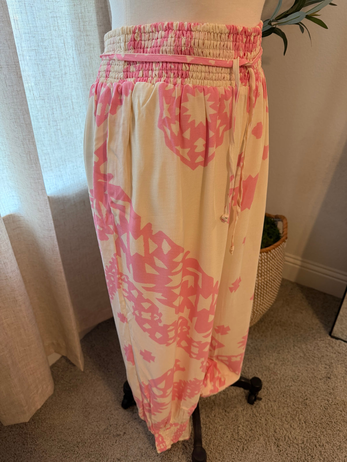 Anthropologie Aniya Balloon Joggers – Pink/Rose – Size M – NWT