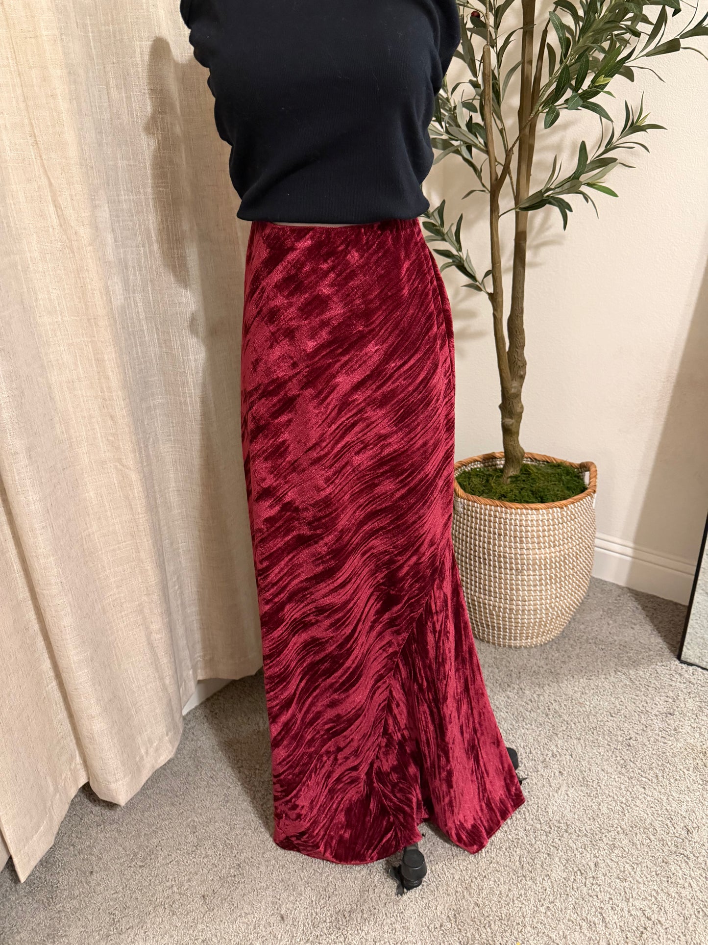 Free People Noa Velvet Slip Maxi Skirt – Wine/Burgundy – Size M NWT