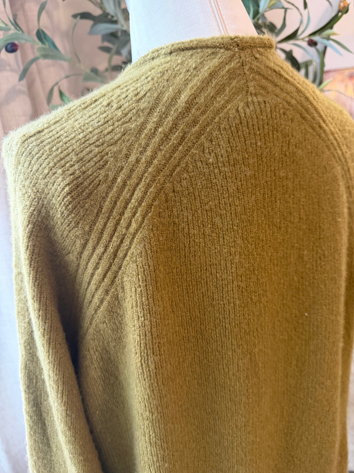 Free People Boat Neck Tunic Sweater – Chive Combo – Size M
