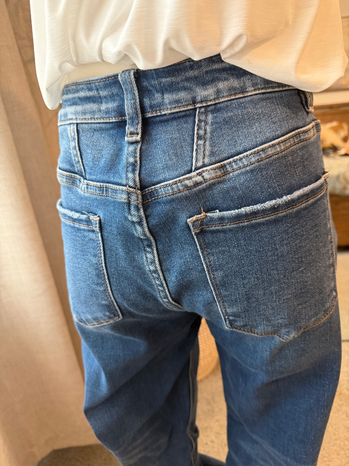 Flying Monkey High Rise Seamed Front Flare Jeans – Size 29