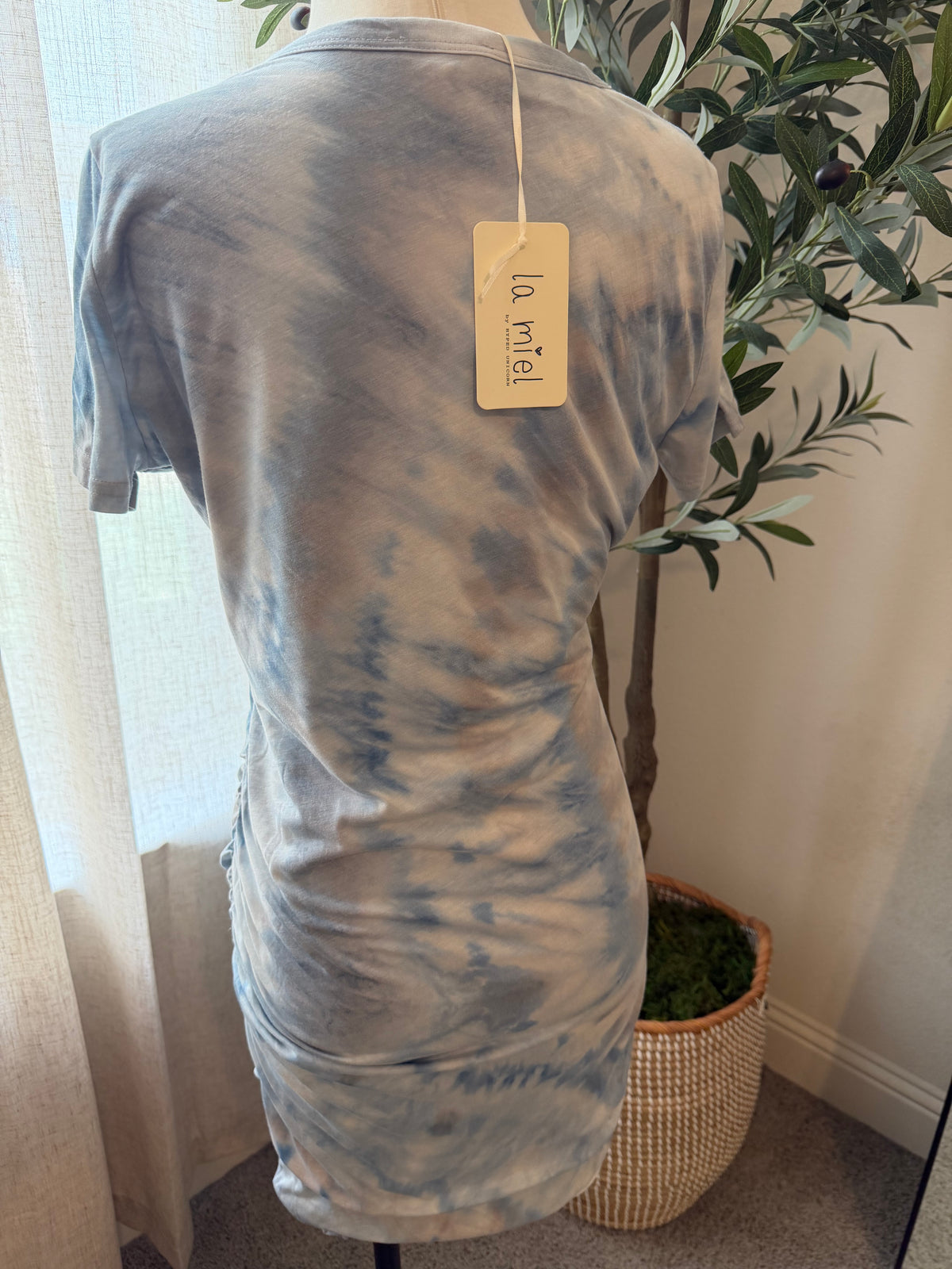 La Miel Blue Tie-Dye Ruched T-Shirt Mini Dress – Size L NWT